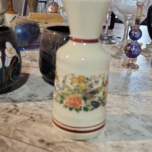 Japanese Ceramic Floral Accent Vase in Cream with Red Trim